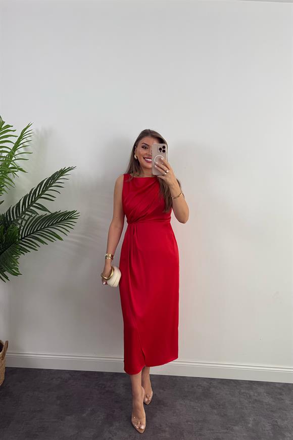 Premium Seri İpek Saten Drapeli Düz Renk Midi Elbise Kırmızı