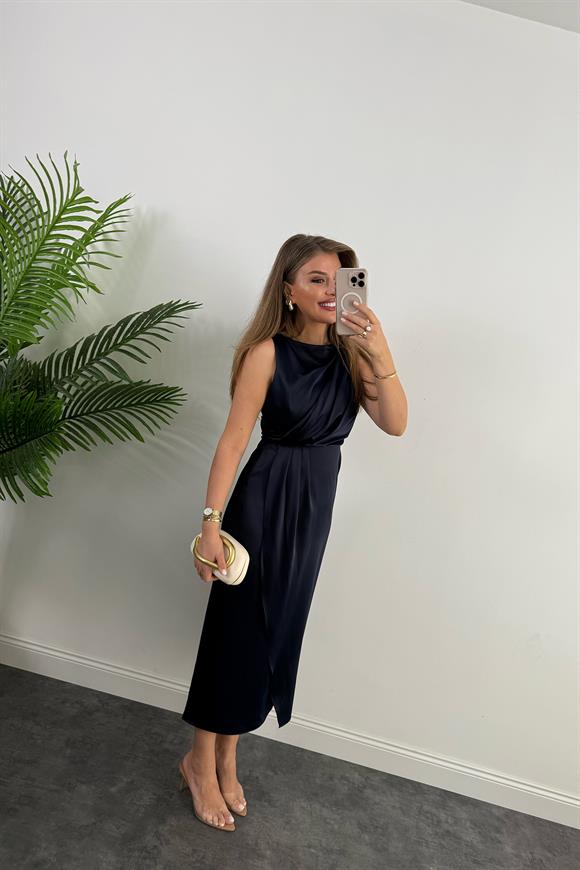 Premium Seri İpek Saten Drapeli Düz Renk Midi Elbise Lacivert