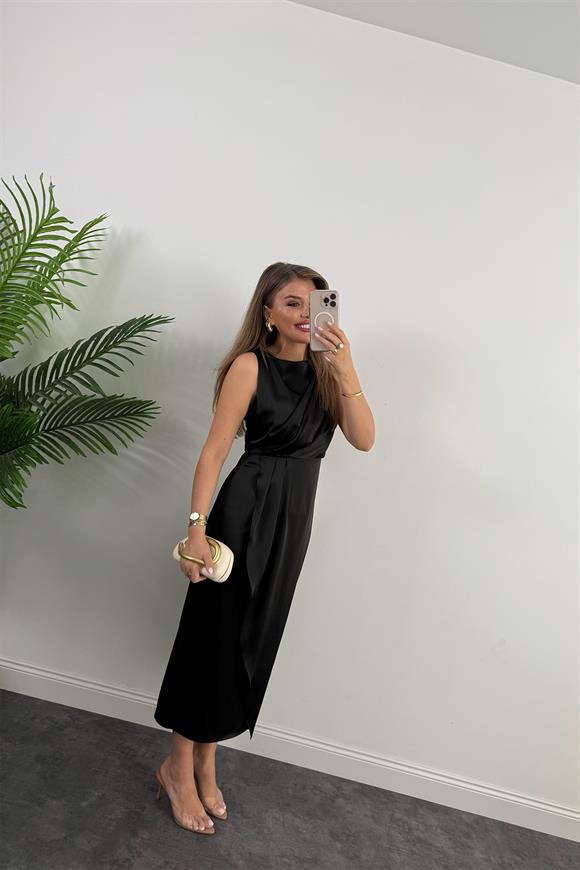 Premium Seri İpek Saten Drapeli Düz Renk Midi Elbise Siyah