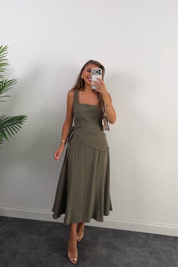 Premium Seri Kare Yaka Beli Fularlı Midi Boy Tensel Elbise Haki