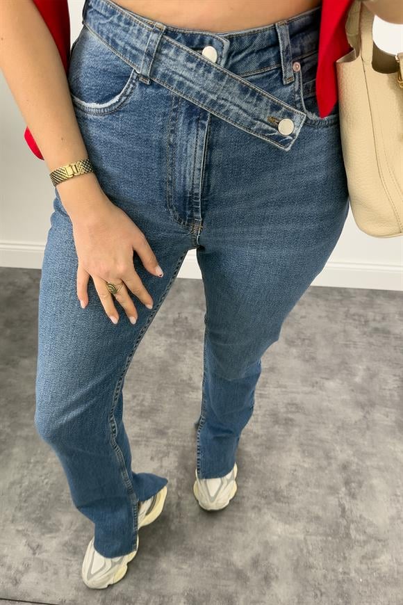Premium Seri Kemerli Yırtmaçlı Yüksek Bel Cool Jean
