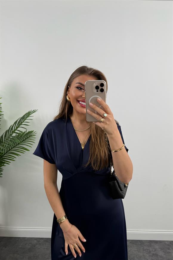Premium Seri Kimono Kol Tok Saten Midi Boy Dökümlü Elbise Lacivert