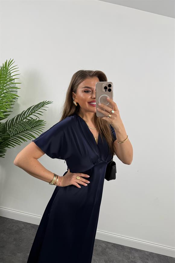 Premium Seri Kimono Kol Tok Saten Midi Boy Dökümlü Elbise Lacivert