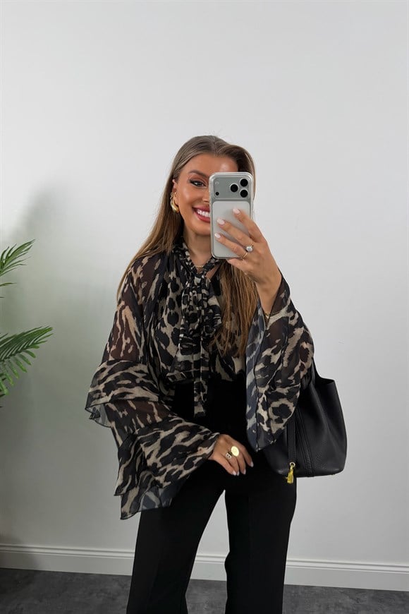 Premium Seri Kolu Valonlu Şifon Bluz Siyah Desenli