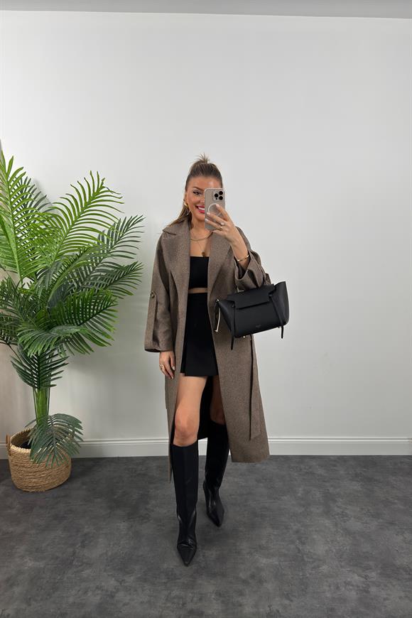 Premium Seri Massi Model Balık Sırtı Kol Detaylı Kaşe Kaban Kahve