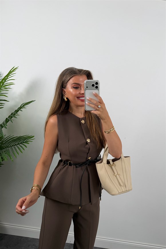 Premium Seri Pantolonu ve Yeleği Kemerli Takım Koyu Kahve