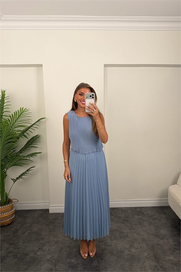Premium Seri Pileli Maxi Şifon Elbise Pastel Mavi