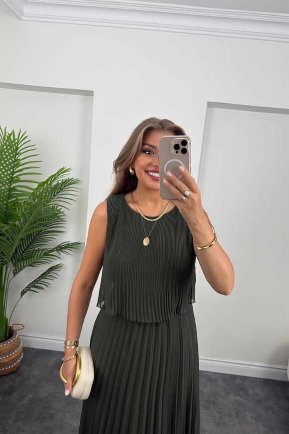 Premium Seri Pileli Maxi Şifon Elbise Haki