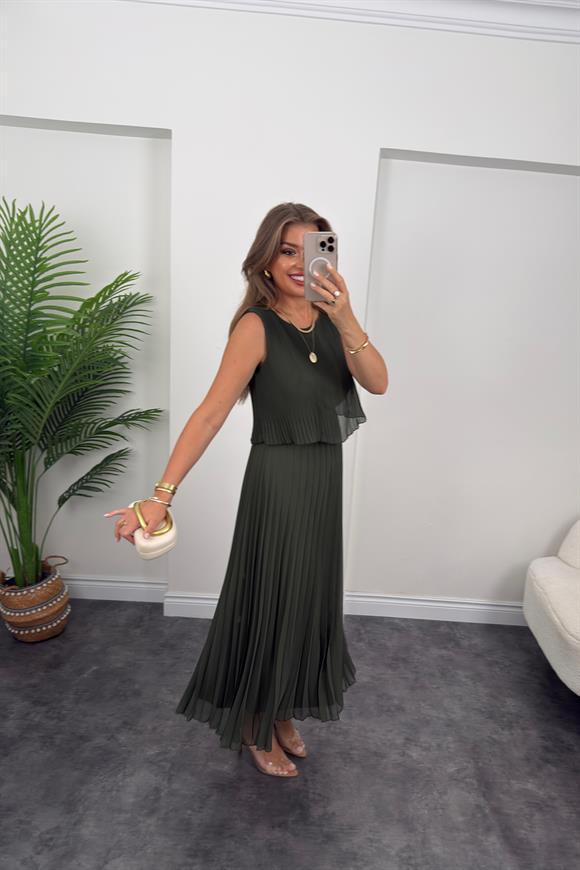 Premium Seri Pileli Maxi Şifon Elbise Haki