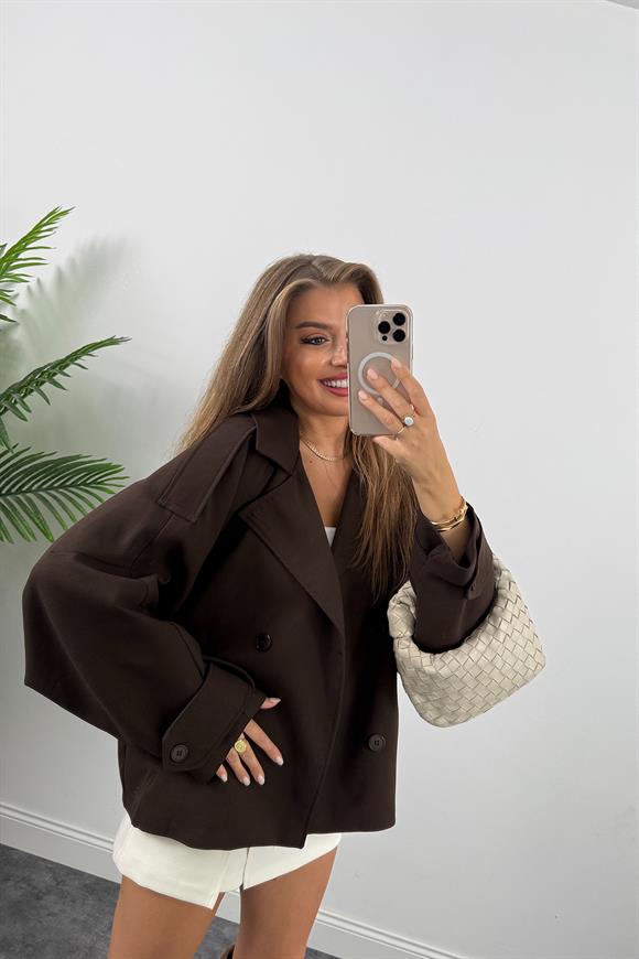 Premium Seri Poliviskon Kumaş Kol  Detaylı Kısa Trençkot Acı Kahve