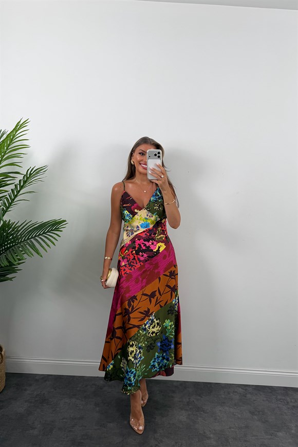 Premium Seri Renkli Desenli Maxi Saten Elbise