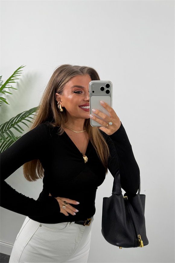 Premium Seri Tam Pamuklu Gold Detaylı Basic Bluz Siyah