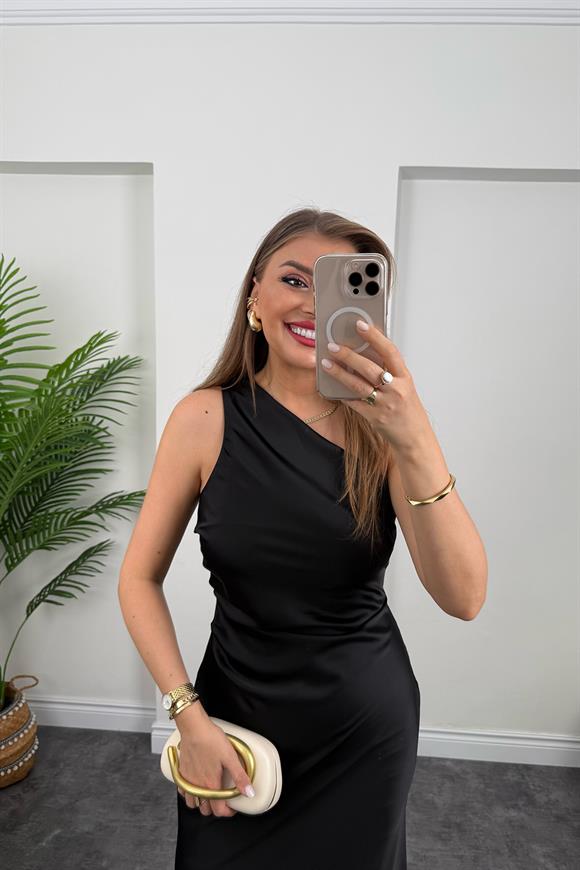 Premium Seri Tek Omuz Saten Maxi Elbise Siyah