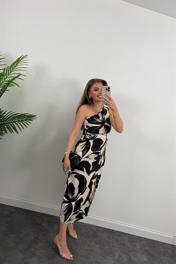 Premium Seri Tek Omuz Siyah Krem Anvelop Elbise