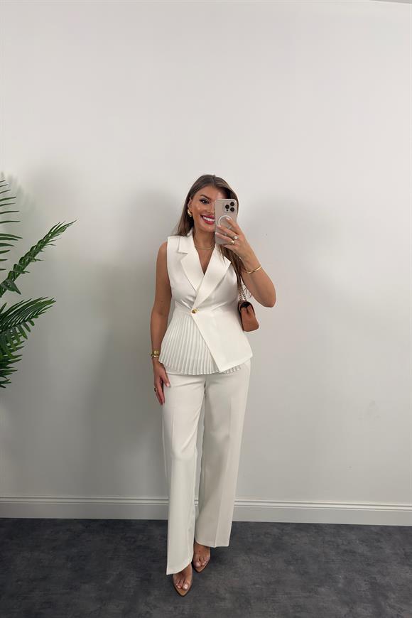 Premium Seri Transparan Detaylı Vatkalı Sıfır Kol Kruvaze Ceket Bluz Ekru