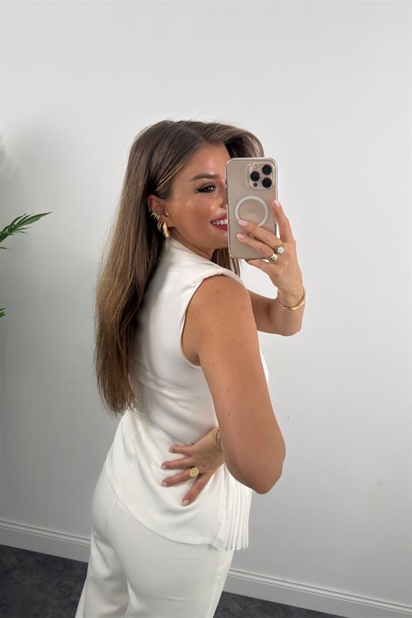 Premium Seri Transparan Detaylı Vatkalı Sıfır Kol Kruvaze Ceket Bluz Ekru