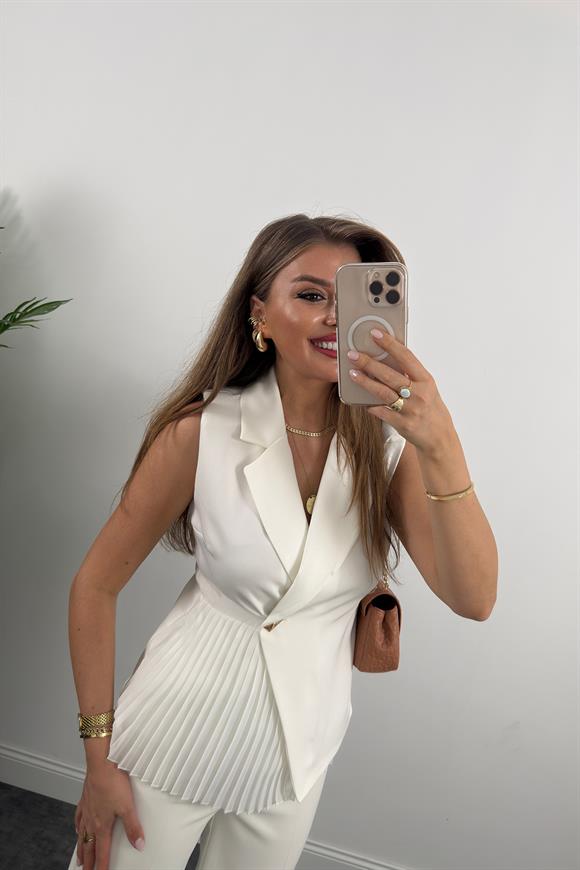 Premium Seri Transparan Detaylı Vatkalı Sıfır Kol Kruvaze Ceket Bluz Ekru