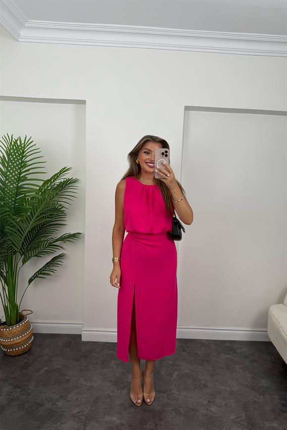 Premium Seri Üstü Dökümlü Yırtmaçlı Drapeli Kalem Elbise Fuşya