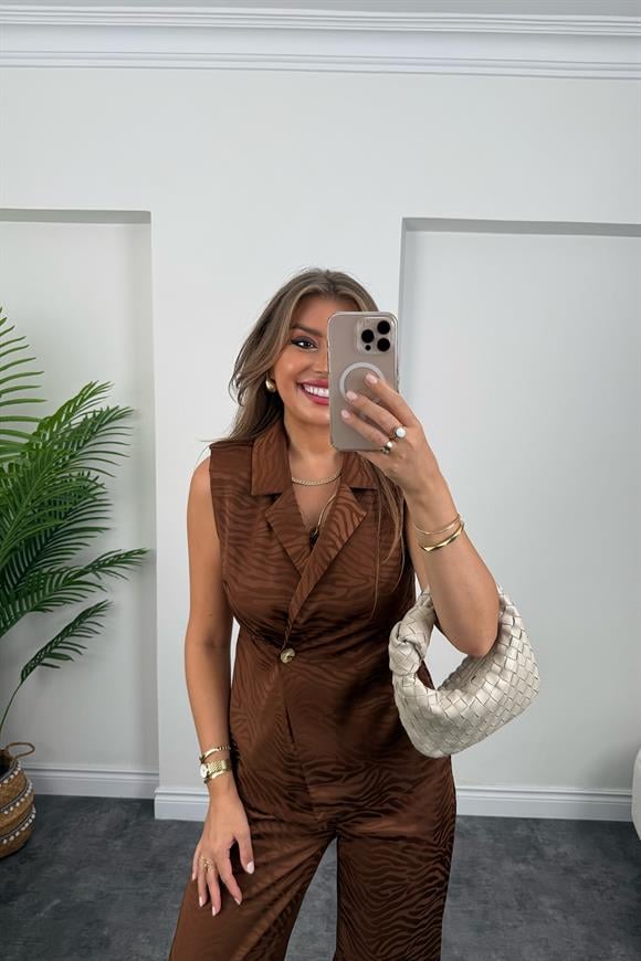 Premium Seri Vatkalı Bluz Pantolon Pamuk Saten Takım Kahverengi 
