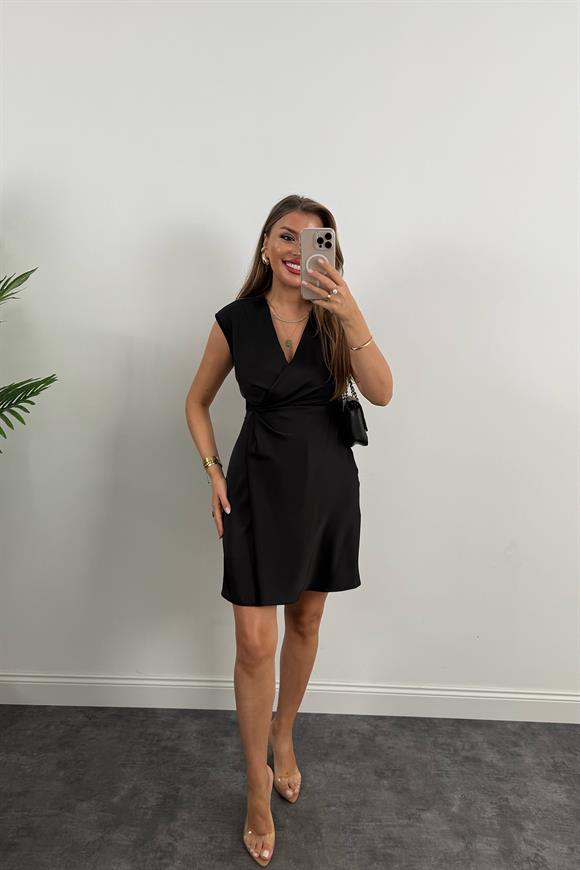 Premium Seri Yandan Drapeli Kruvaze Elbise Siyah