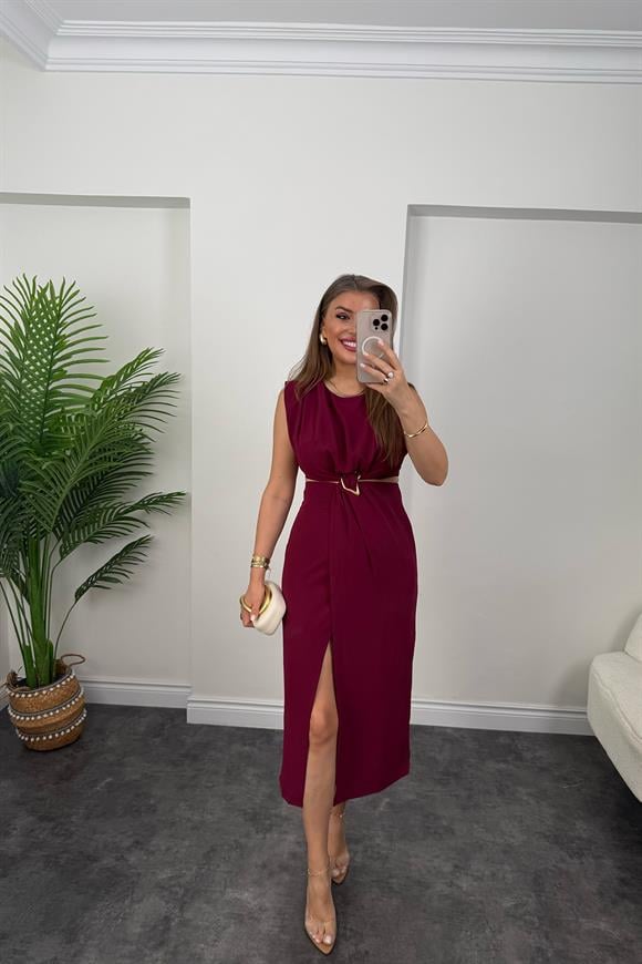 Premium Seri Yanları Dekolteli Gold Aksesuarlı Midi Elbise Bordo