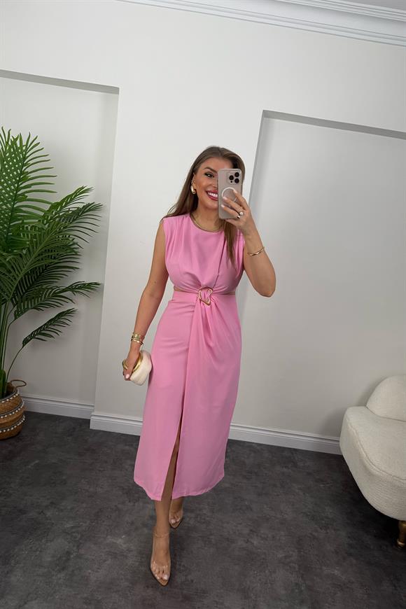 Premium Seri Yanları Dekolteli Gold Aksesuarlı Midi Elbise Pembe