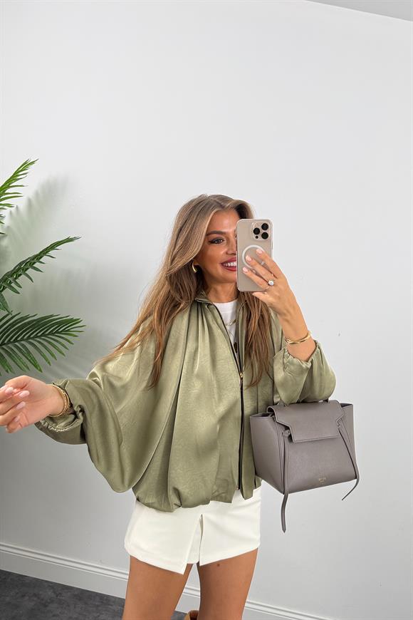 Premium Seri Yarasa Kol Tasarım Saten Bomber Ceket Haki