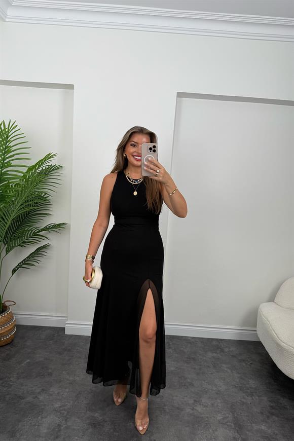 Premium Seri Yırtmaçlı Maxi Boy Tül Elbise
