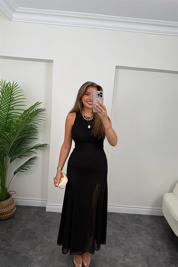 Premium Seri Yırtmaçlı Maxi Boy Tül Elbise