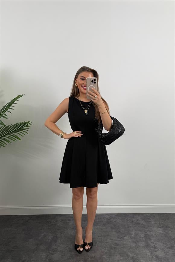 Sıfır Kol Likralı Krep Kumaş Basic Kloş Elbise