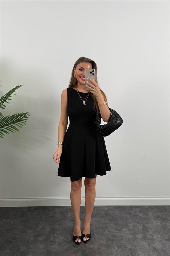 Sıfır Kol Likralı Krep Kumaş Basic Kloş Elbise