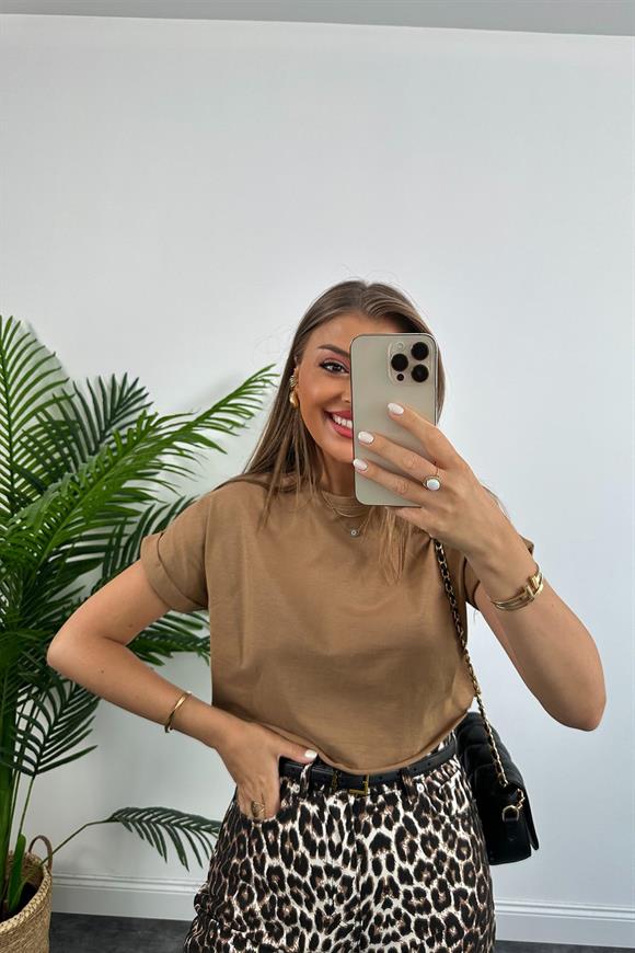 T Kol Özel Kumaş Tam Pamuklu Premium Basic Tshirt Camel