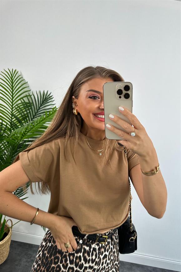 T Kol Özel Kumaş Tam Pamuklu Premium Basic Tshirt Camel