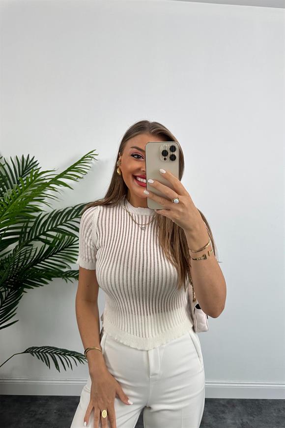 Transparan Detaylı Kısa Kol Triko Bluz Naturel