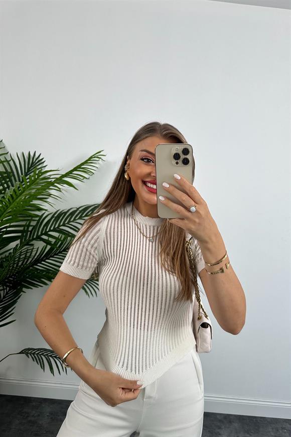 Transparan Detaylı Kısa Kol Triko Bluz Naturel