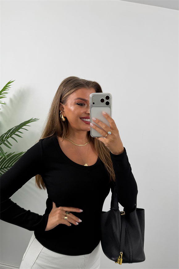 U Yaka %100 Pamuklu Likralı Basic Body Siyah