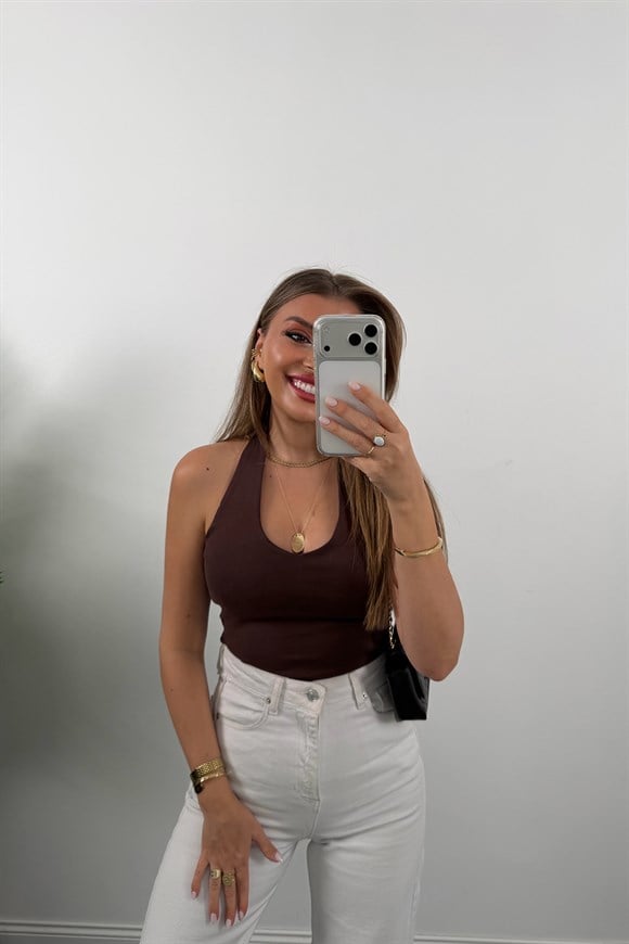 U Yaka Boyundan Geçmeli Likralı Pamuklu Atlet Kahverengi