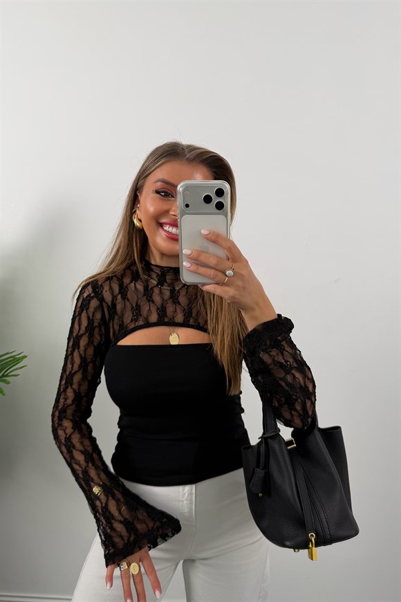 Üstü Dantel Tasarım İspanyol Kol Tam Pamuklu Likralı Bluz