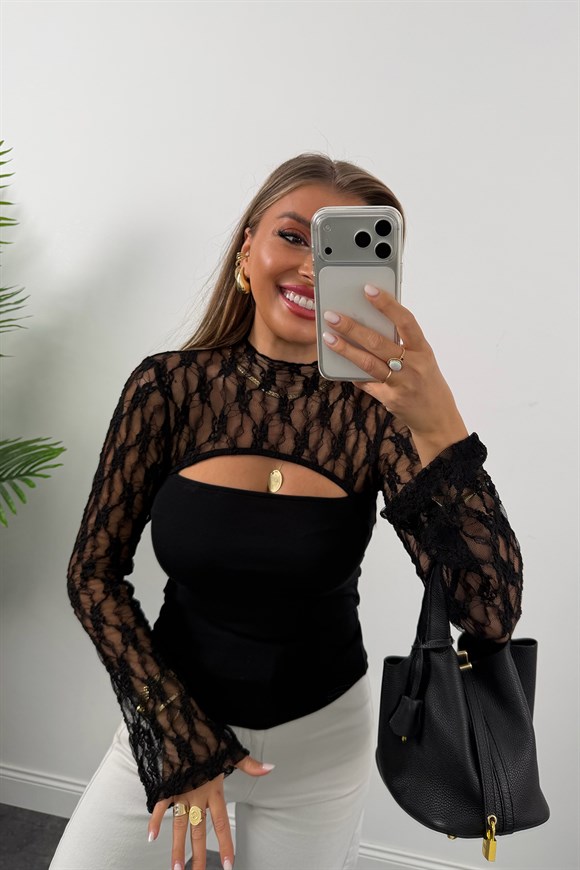 Üstü Dantel Tasarım İspanyol Kol Tam Pamuklu Likralı Bluz