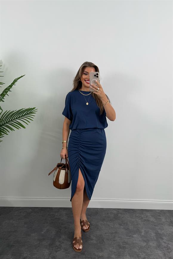 Üstü dökümlü Likralı Drapeli Midi Boy Tasarım Elbise İndigo