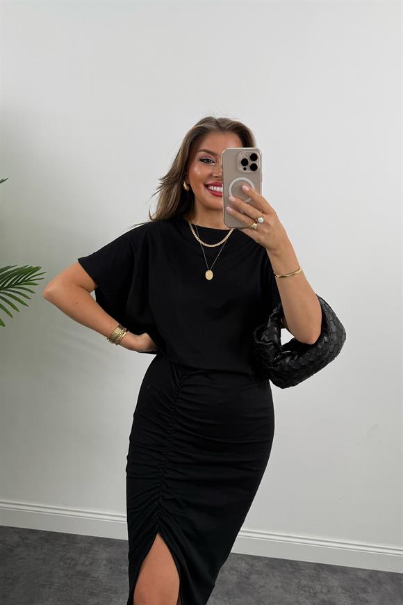 Üstü dökümlü Likralı Drapeli Midi Boy Tasarım Elbise Siyah