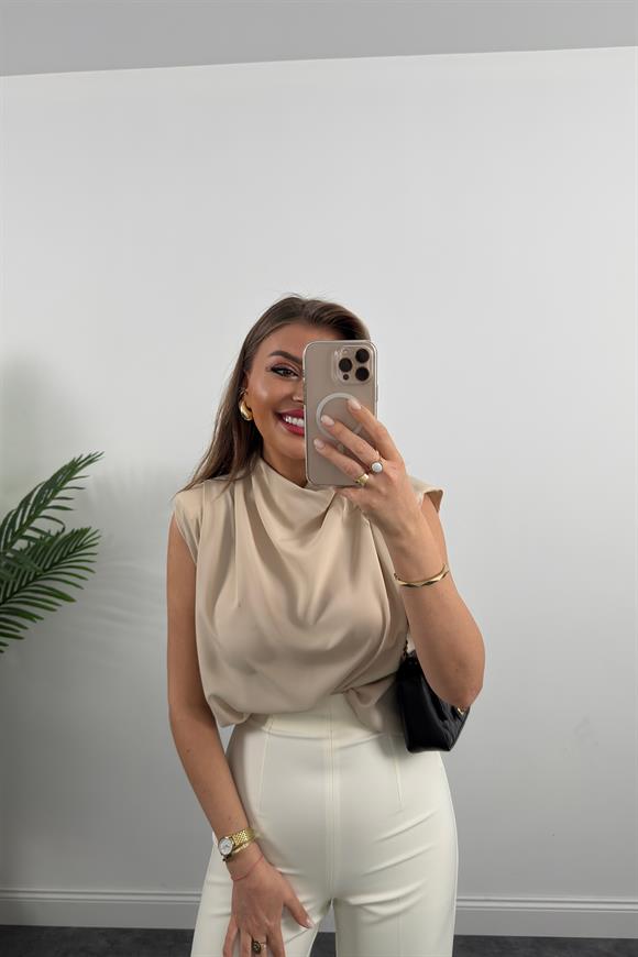 Vatkalı Drapeli Dik Yaka İpekli Krep Bluz Taş