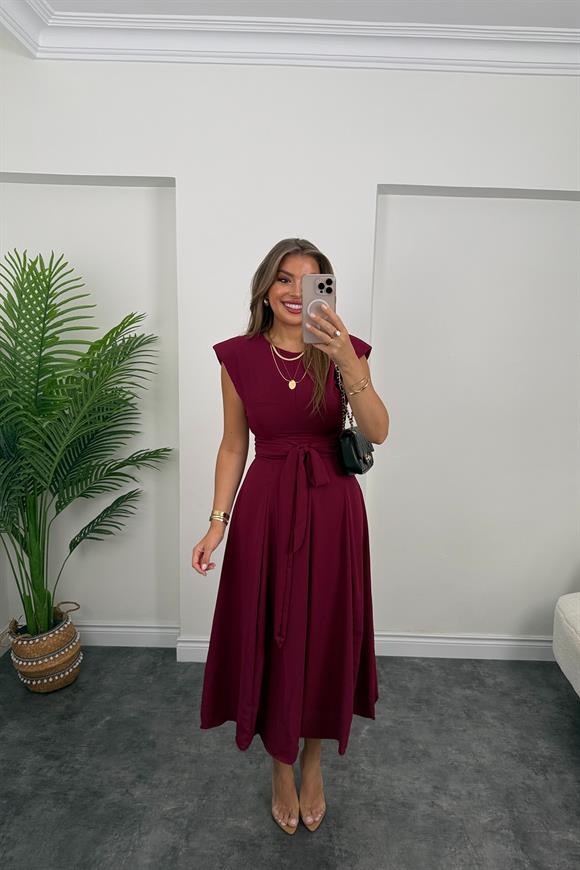 Vatkalı Kuşaklı Maxi Kloş Elbise Bordo