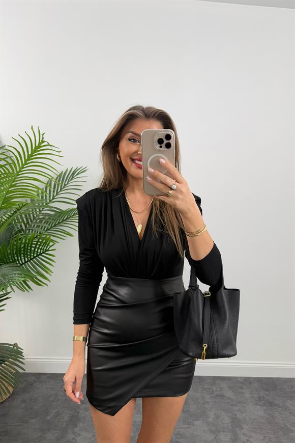 Vatkalı Likralı Bodysuit Siyah