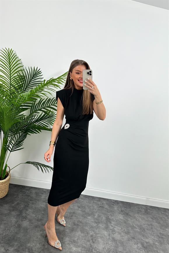 Vatkalı Likralı Broşlu Kalem Elbise Siyah