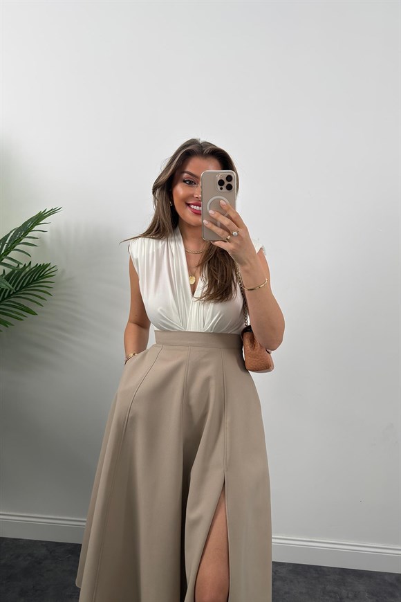 Vatkalı Likralı Sıfır Kol Drapeli Bodysuit Ekru 