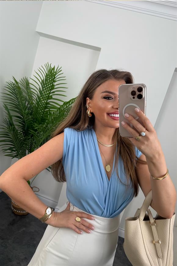 Vatkalı Likralı Sıfır Kol Drapeli Bodysuit Pastel Mavi