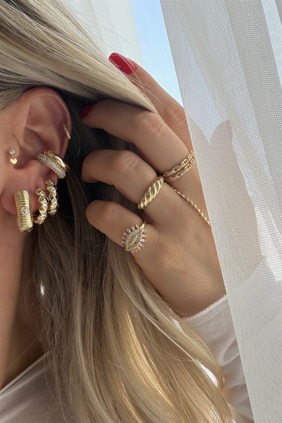 Xupıng Baklava Model Halka Küpe