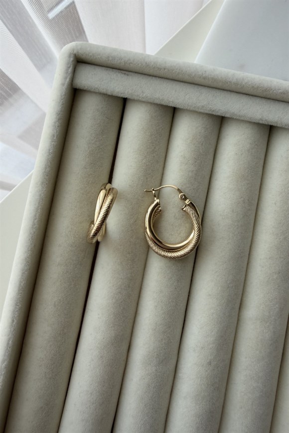 Xupıng Düz Ve Tırtıklı Plaka Model Dolamalı Halka Küpe