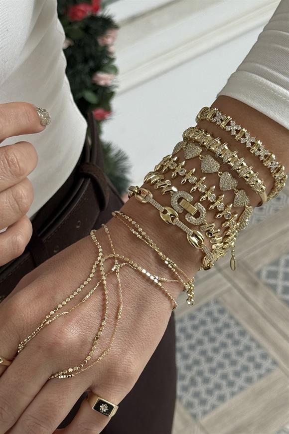 Xupıng Klipsi Taşlı Bombeli Çubuk Detaylı Bileklik